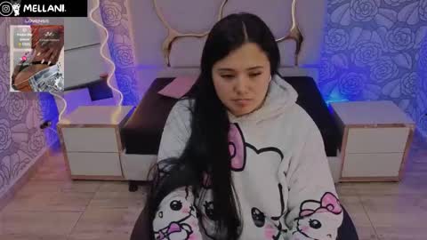 Snapshot of mellani_tay chatting on September 11, 4:03 am Mellani  online show from September 11, 4:03 am