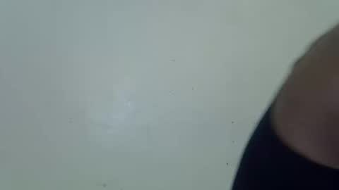 mellanine_ebony online show from May 5, 8:20 am