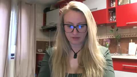 Melly online show from March 6, 8:13 am