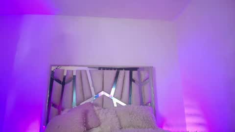    online show from May 24, 8:37 pm