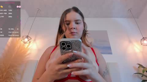   online show from May 13, 11:20 am