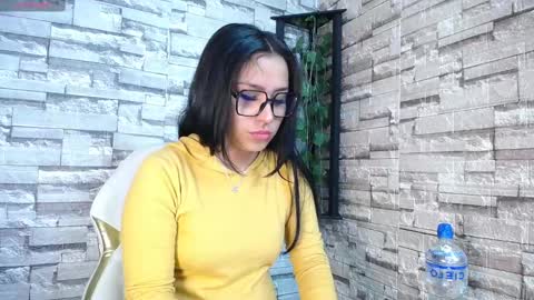 MELODY  HILS online show from January 23, 12:19 pm