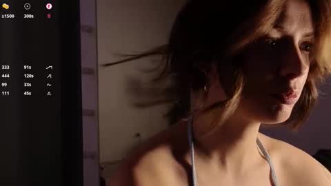 Snapshot of melodykey_x chatting on September 11, 4:41 pm melody online show from September 11, 4:41 pm