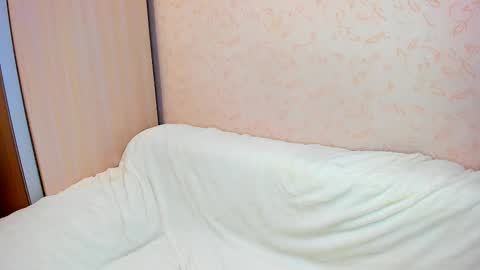 Kaylie online show from October 11, 5:05 pm