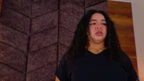  Memphis Williams  online show from April 14, 2:48 am