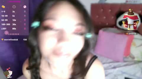 Snapshot of mena_hicks chatting on February 21, 1:11 am Heart online show from February 21, 1:11 am
