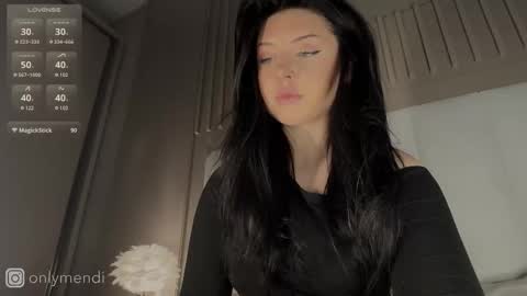 Snapshot of menndi chatting on October 9, 7:36 am menndi online show from October 9, 7:36 am