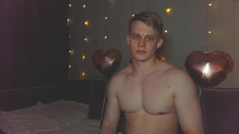 Mickey online show from April 3, 9:38 am