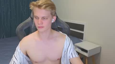 Mickey online show from October 19, 8:52 am