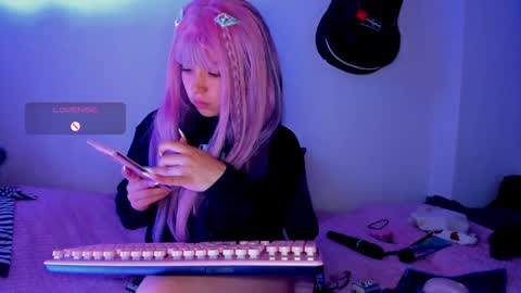 meowmelf online show from May 4, 10:49 pm