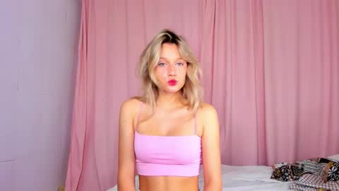 Lilu online show from November 13, 3:20 am