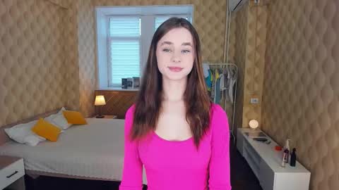 Julie online show from October 10, 9:59 am