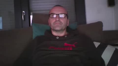 Snapshot of mep222 chatting on December 24, 5:34 pm Pat online show from December 24, 5:34 pm