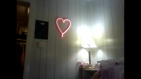 Ghettobarbie3 online show from November 8, 6:49 am