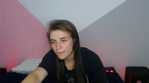 MERILY online show from March 3, 1:51 pm