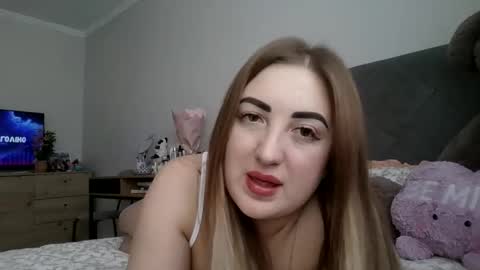 MeriWoulders online show from May 6, 11:49 am
