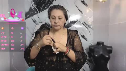 Snapshot of merlyna_goldens chatting on September 30, 11:37 pm My next birthday is December 11th. online show from September 30, 11:37 pm