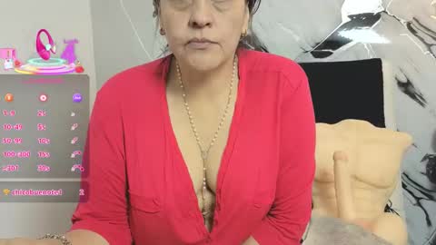 Snapshot of merlyna_goldens chatting on October 10, 1:00 am My next birthday is December 11th. online show from October 10, 1:00 am