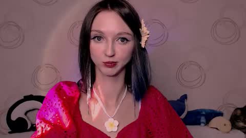 mermaidvibestides online show from December 4, 7:24 pm