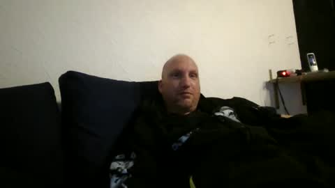 metaller123456 online show from March 24, 6:25 pm