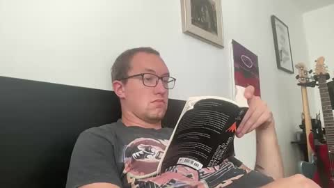 metallica92786 online show from September 26, 6:05 pm