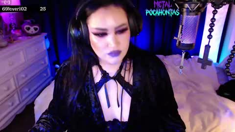 Snapshot of metalpocahotass chatting on September 10, 11:39 pm MetalPocahotass online show from September 10, 11:39 pm