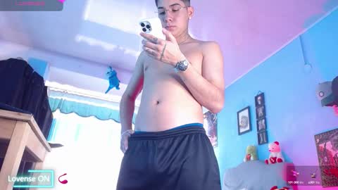Snapshot of mexican_cum chatting on October 11, 8:01 pm Jhon online show from October 11, 8:01 pm