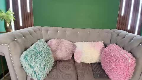 Snapshot of mhia_kate chatting on March 7, 11:40 am Mhia Kate online show from March 7, 11:40 am