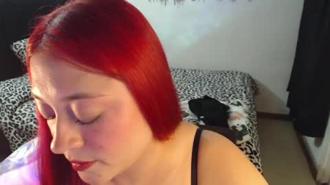 mia online show from April 18, 12:56 am