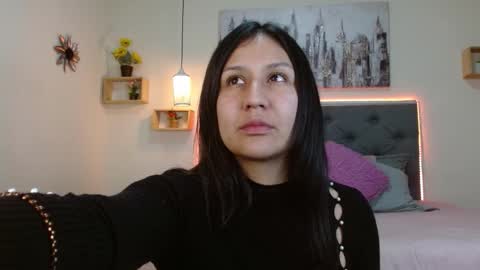 M I A  A Y R A online show from November 28, 4:03 pm