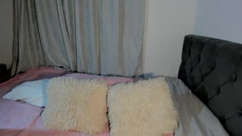 Mia Blair online show from June 5, 1:56 am