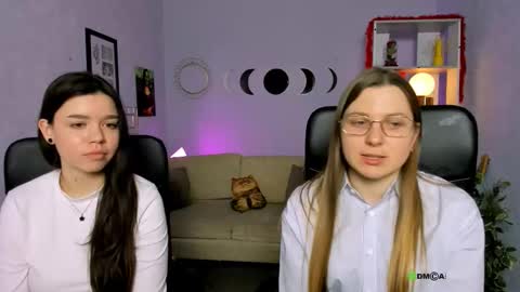 Mia online show from March 17, 4:12 pm