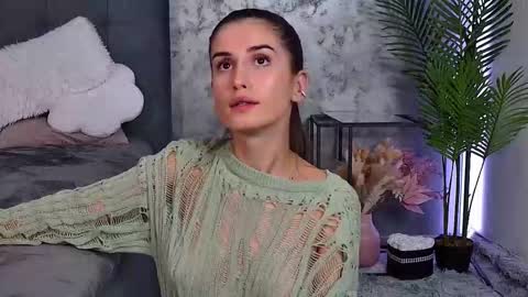 Snapshot of mia_carter99 chatting on October 19, 10:47 pm Freya Allen online show from October 19, 10:47 pm