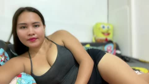 mia_cumzz online show from May 14, 7:50 am