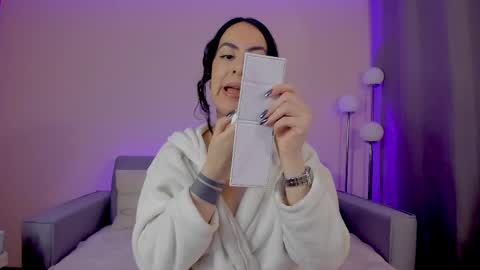 Sarah Luna online show from April 17, 11:23 am