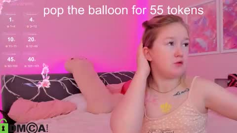 Mia online show from October 5, 7:50 am