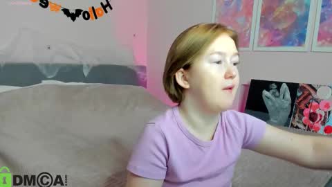 Mia online show from October 27, 3:17 am