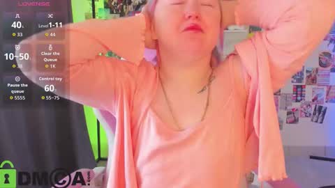 Mia online show from January 7, 3:55 am