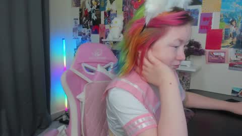 Mia online show from July 7, 2:57 am