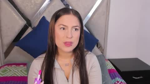 mia fox online show from November 11, 12:18 pm