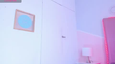 mia_greco_ online show from February 11, 12:06 am