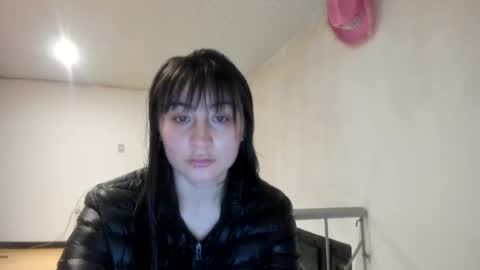 mia kaneee online show from December 21, 1:01 am