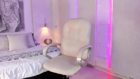 Mia Lane online show from March 31, 8:42 pm