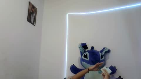 Snapshot of mia_lucy_21 chatting on October 13, 7:49 pm mia lucy 21 online show from October 13, 7:49 pm