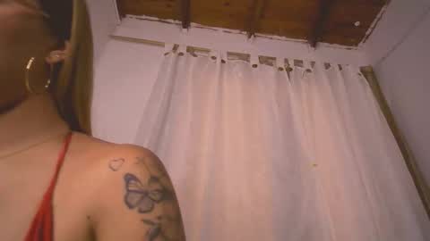 mia independent model online show from March 12, 2:21 pm