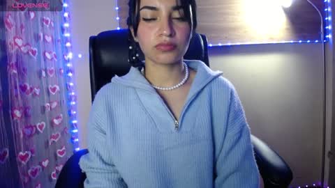 Snapshot of mia_petitebaby chatting on February 3, 4:20 pm  Ma  online show from February 3, 4:20 pm