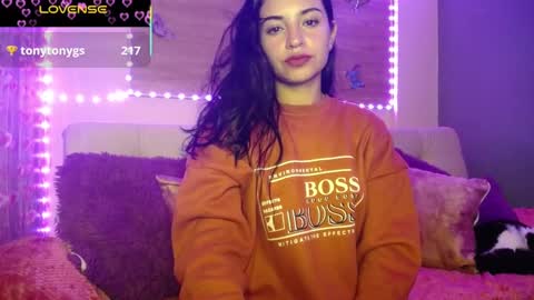 Snapshot of mia_petitebaby chatting on March 9, 2:18 am  Ma  online show from March 9, 2:18 am