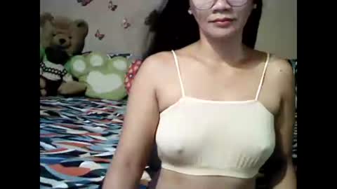 Snapshot of mia_rein chatting on September 18, 1:31 am mia_rein online show from September 18, 1:31 am