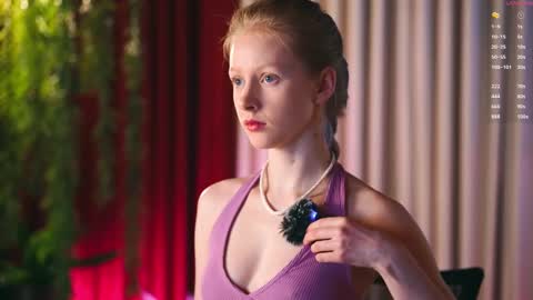 Mia online show from January 12, 3:08 pm