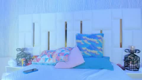 mia_vy online show from November 3, 1:28 am